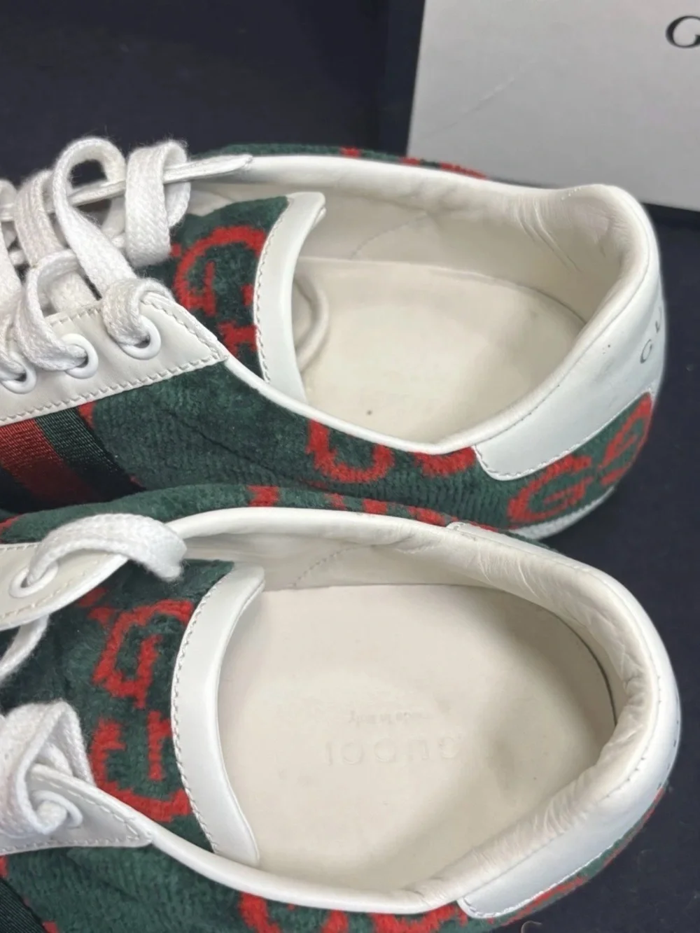 Size 7.5B- Gucci Ace GG Leather Velvet Logo Sneakers Lightly Worn/Retail $750!